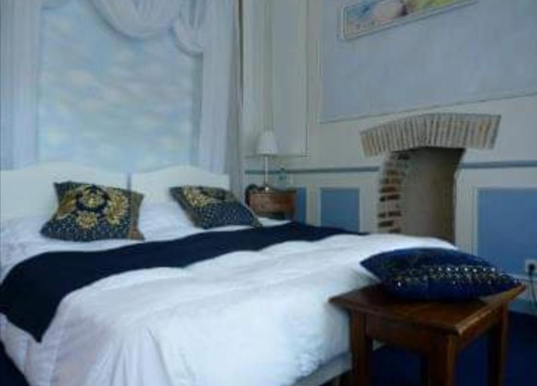 Hotel La Cognette A 25 Kilometres De Chateauroux Et 30 Kilometres De Bourges Issoudun Eksteriør bilde
